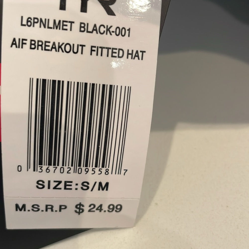 Hat - Picture 5 of 5